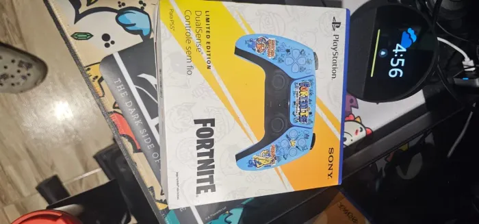 controle ps5 edição fortnite