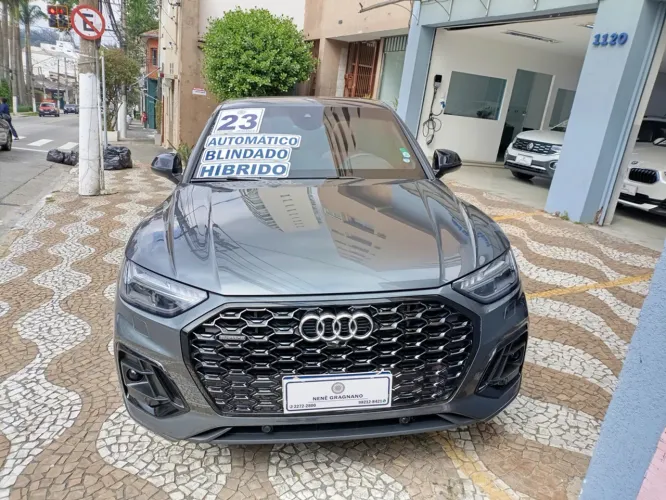 Audi Q5 SB P Black. 2.0 TFSIe S.tr. QT (hib.) 2023