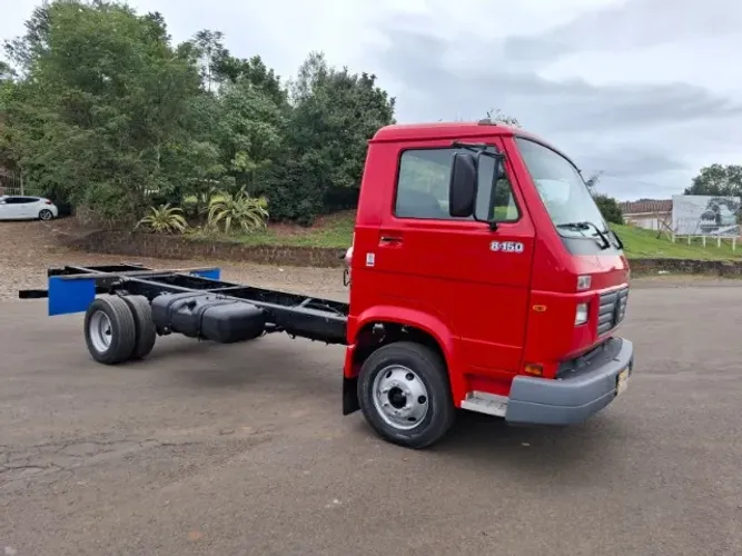 Caminhao VW 8.150 4x2 no chassis ano 2002