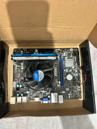 Kit Placa Mãe + Processador + Memória - Funcionando