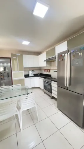 PLANALTO VINHAIS - CASA SEMI-MOBILIADA