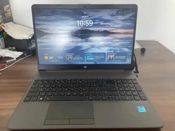 Notebook HP 256 G9 i3 12ª Geração | 8GB RAM | SSD | Muito Conservado