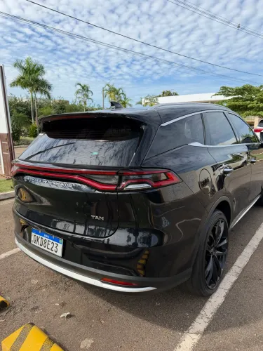 BYD Tan EV 4X4 (elétrico) 2023