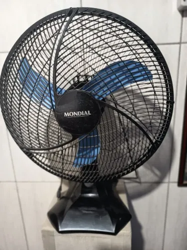 Vendo ventilador mundial 60 centímetros leia bem anúncio por gentileza 