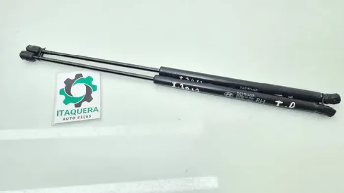Par Amortecedor Tampa Traseira Hyundai I30 Ano 2011 2012