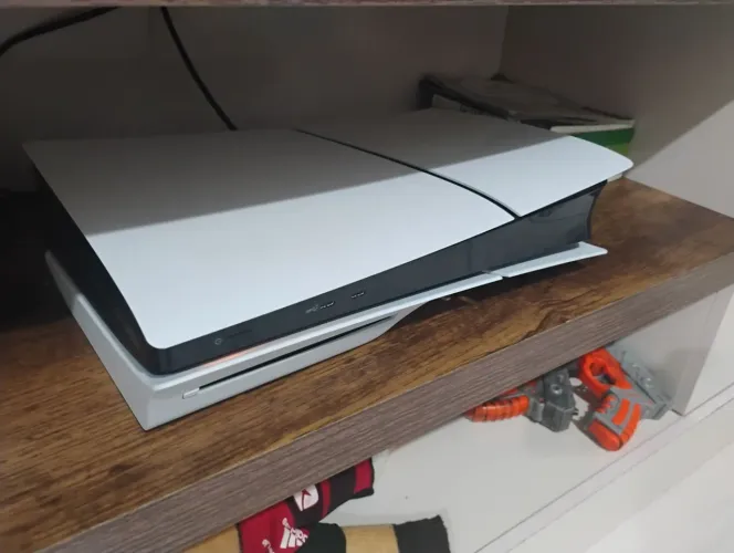 Playstation 5 PS5 com leitor de disco 1TB