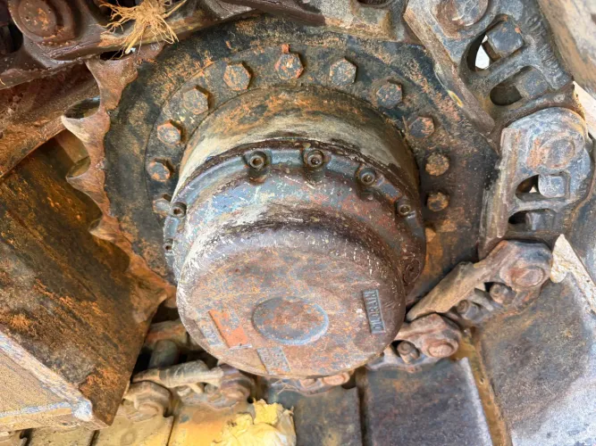 Motor translação escavadeira CX220b E215b CAT CASE NEW HOLLAND