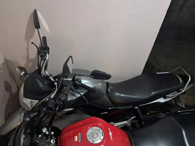 Aluga-se motos