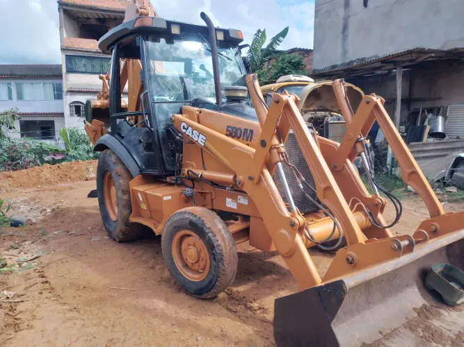 Vendo CASE 4X2 2010