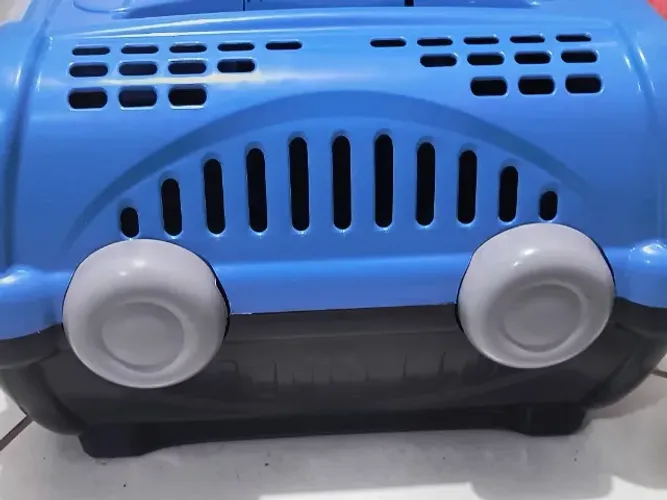 Caixa transporte para cães e gatos marca furacão pet azul número dois medidas 47 cm de com
