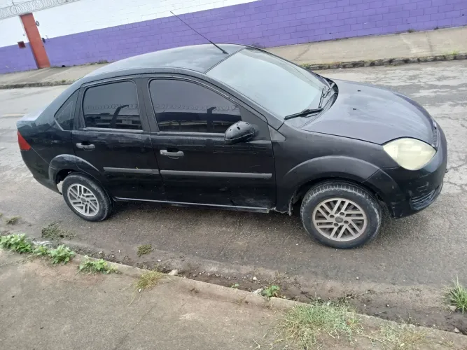 Ford Fiesta Sed. Personnalite 1.0 8V 4P 2005