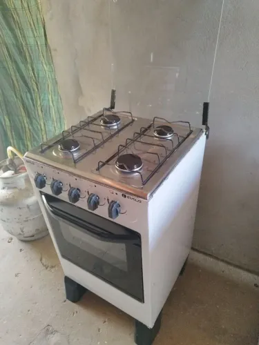 Fogão semi novo