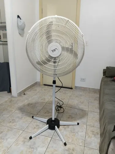 Vendo ventilador Tron grande usado