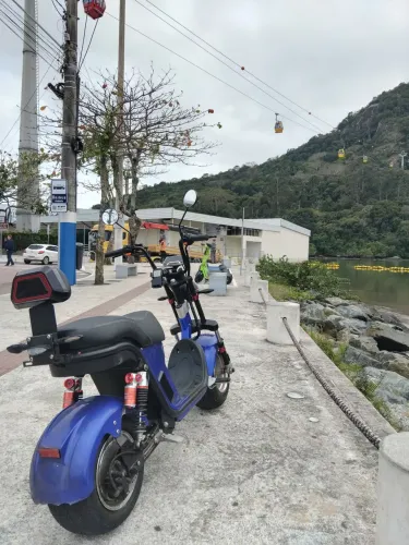 Scooter x12 semi