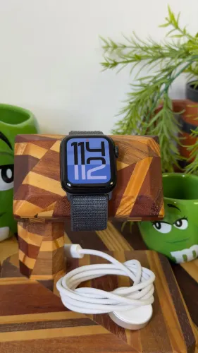 Apple Watch Series SE 40mm com gps mais celular *551*