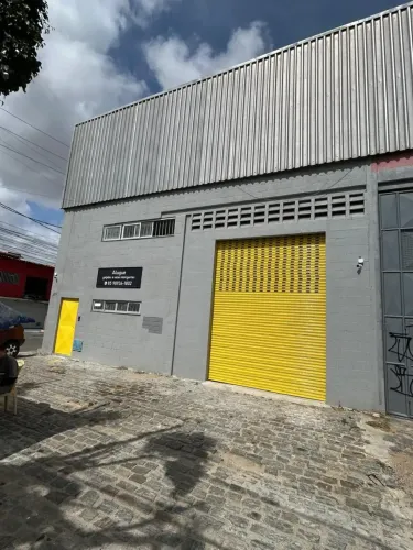 LOJAS/SALAS NO CASTELÃO PARA SEU ESCRITÓRIO, COMÉRCIO E/OU SELF STORAGE (GUARDA DE COISAS)