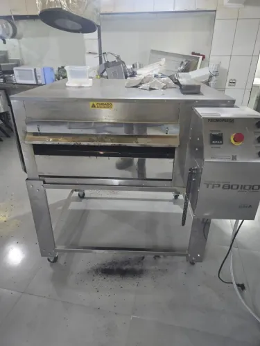 Forno Tecnopizza apenas 6 meses de uso. OPORTUNIDADE