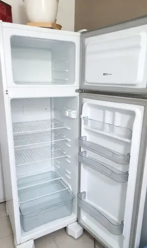 Conjunto Fogão e Geladeira (preço negociável)