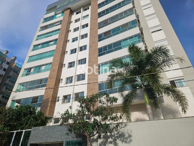 Apartamento para alugar, 3 quartos, Patrimônio - Uberlândia/MG - Rotina Imobiliária