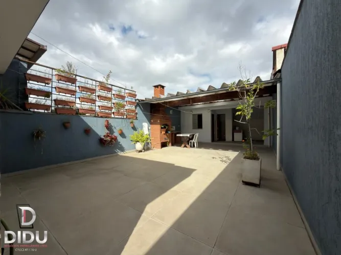 Casa para venda em Vila Mazzei com 3 quartos, sendo 1 suíte, 177m²
