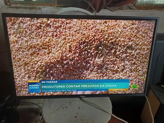 Vendo tv philco 32 polegadas nao e smart nao e smart vendo por 600.00