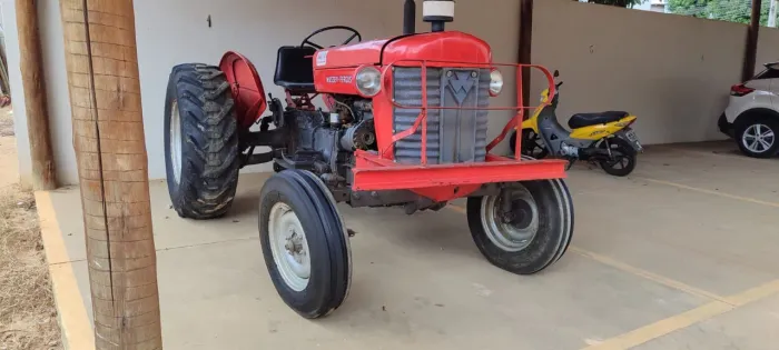 Trator MF 50X