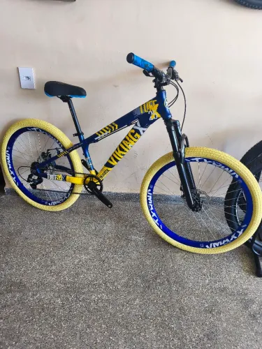 ? BIKE VIKING ARO 26 TUFF 25 - MONTADA PRA MANOBRAS! ?