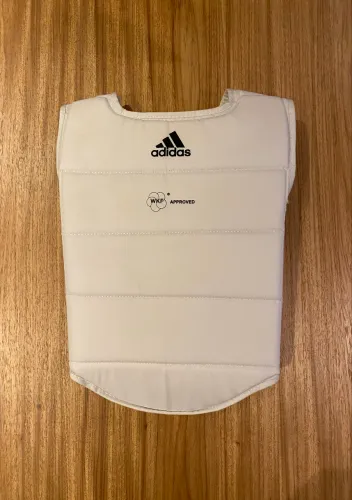 Protetor de Tórax masculino para Karatê Adidas WKF Approved
