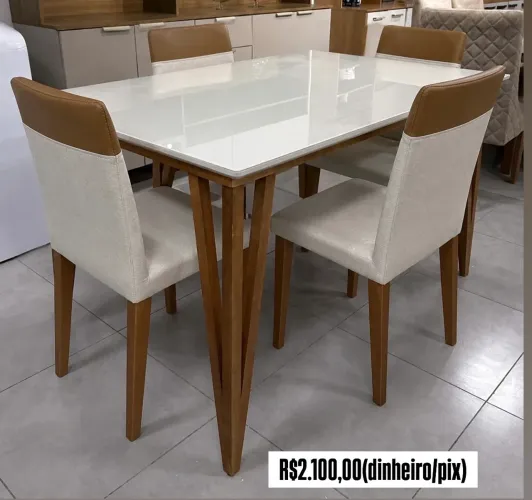 Mesa de Jantar Veneza