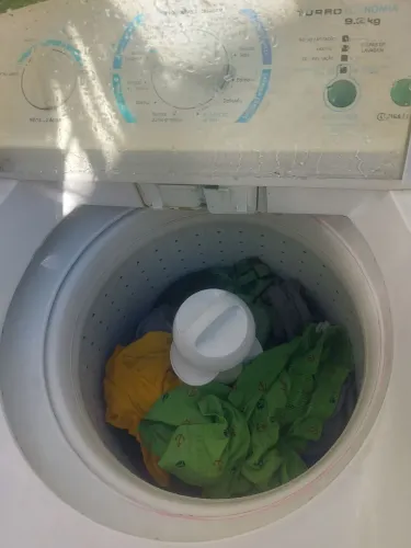 Vendo maquina de lavar 9 kilos