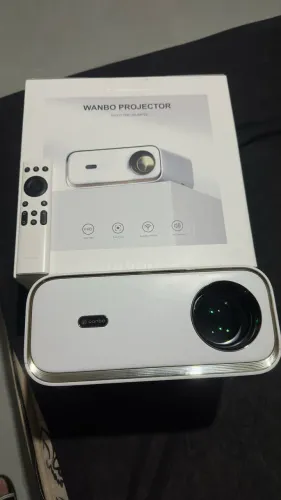 Projetor Xiaomi Wanbo X5 - Full HD - Pouco usado 