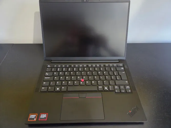Notebook Thinkpad E14 Gen 7