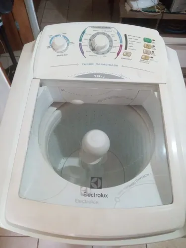 Máquina de lavar roupa Eletrolux 10 kg