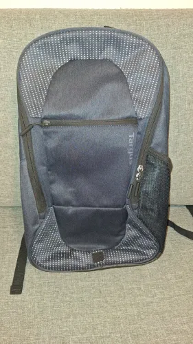 Mochila Targus Commuter Nova