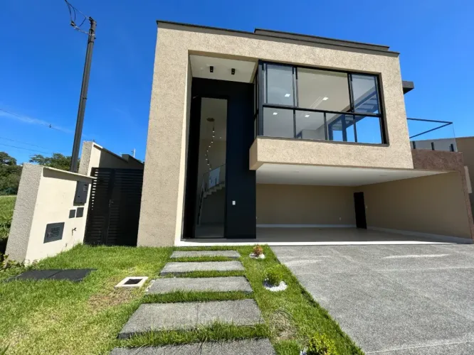Casa em Condomínio Fechado em Senador Canedo: Luxo e Segurança no Jardins Nápoles