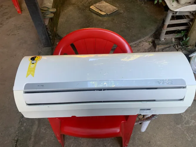 Ar-Condicionado Split 12.000 BTUs Springer Midea