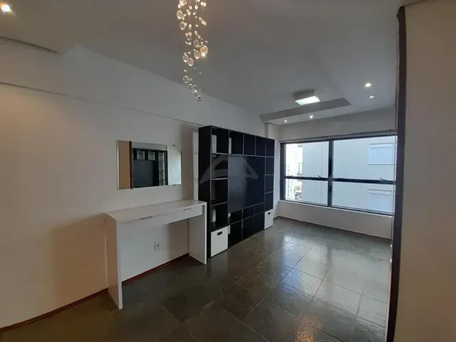 Imóvel para aluguel tem 75 metros quadrados com 2 quartos em Cambuí - Campinas - SP