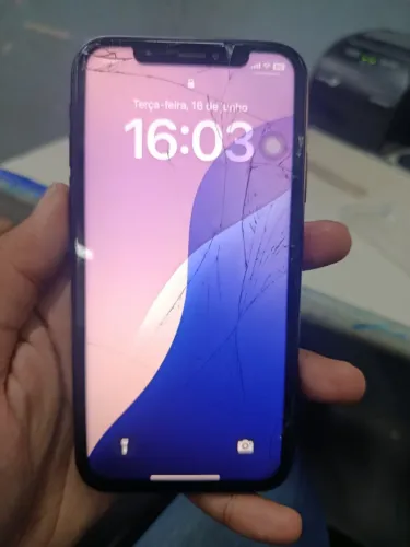 iPhone XR 128gb todo original