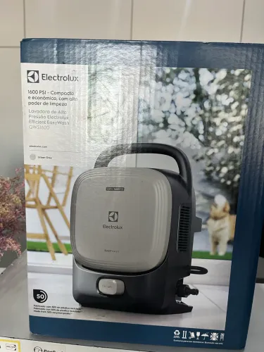 Lavadora de alta Pressão Electrolux nova