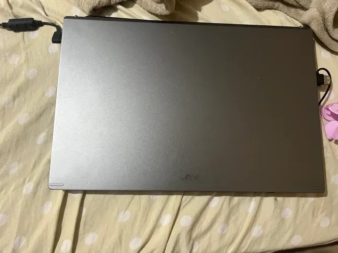 Vende-se notebook ACER