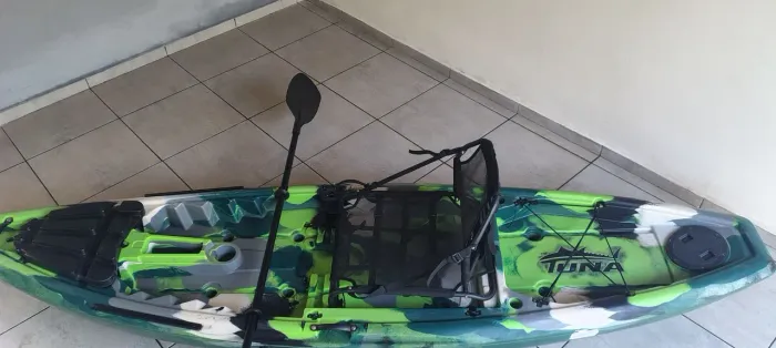 Caiaque Tuna com cadeira (1 lugar)