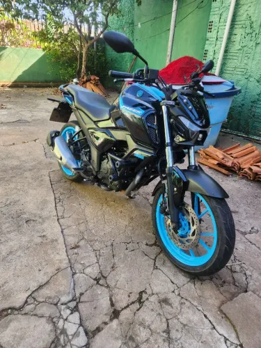 Yamaha fazer fz15