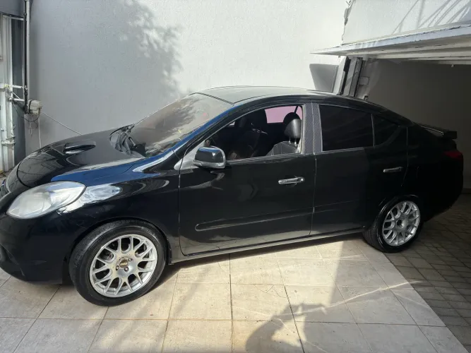 Nissan Versa SL 1.6 16V Flex Fuel 4P Mec. 2014