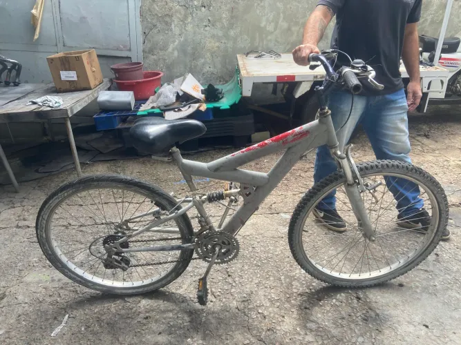 Bike aro 26 pra ir embora