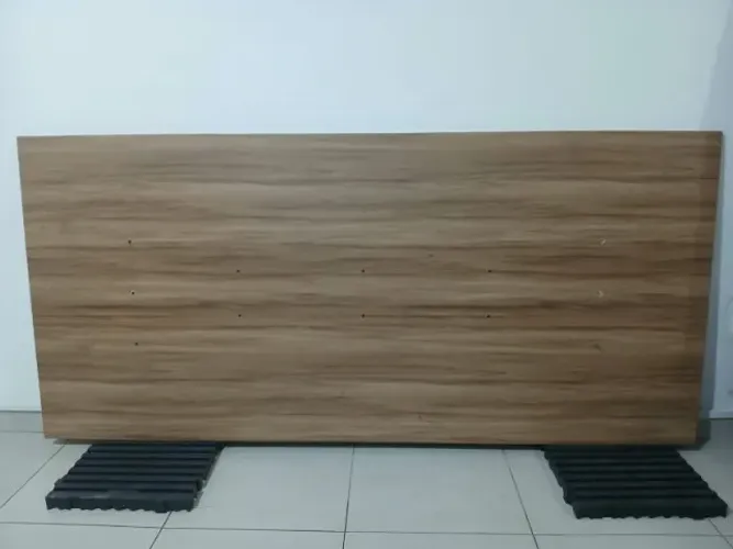 Mesa de reunião 2,60m x 1,20m (5cm de espessura)