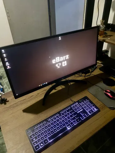 Monitor LG UltraWide 26? IPS 75hz