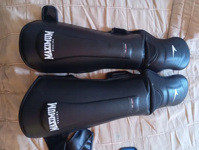 Caneleira MAXIMUM GG MUAY THAI KICKBOXE