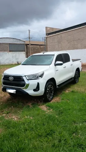 Toyota Hilux CD SRX 4X4 2.8 TDI 16V Diesel Aut. 2022