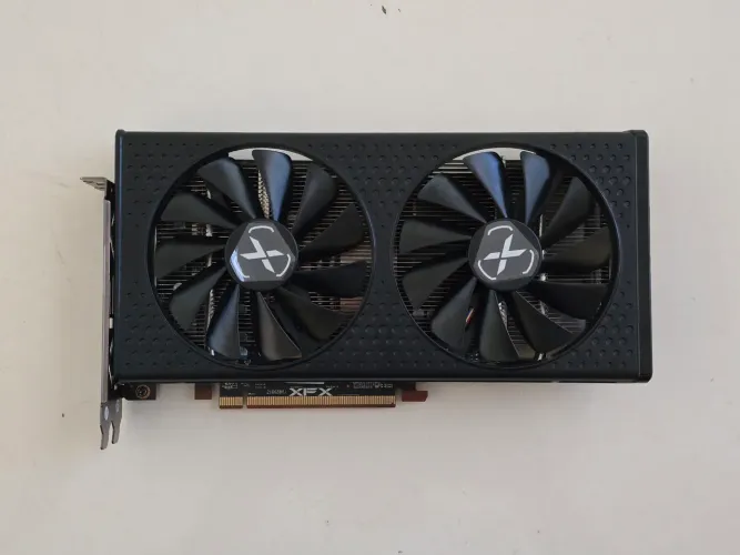 RX 6600 XFX 8GB - COM DEFEITO