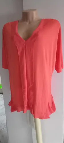 bata com detalhe nas costas tam gg ..há mais modelos e tamanhos zap 11- *